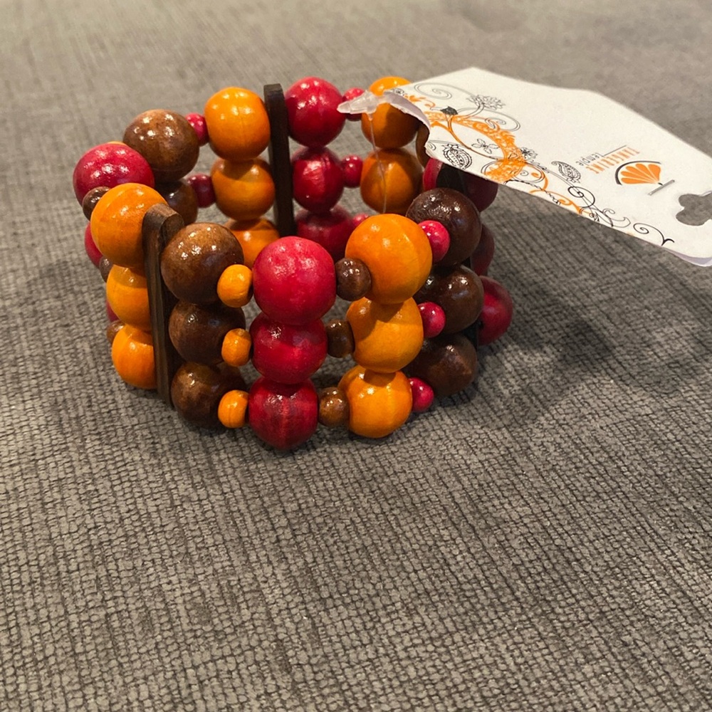 Tangerine Temple women’s elastic bracelet - New with tag!